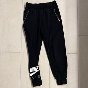 Women’s Nike joggers size small